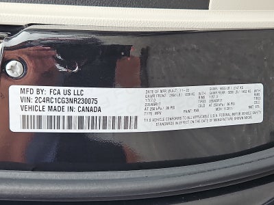 2022 Chrysler Voyager LX
