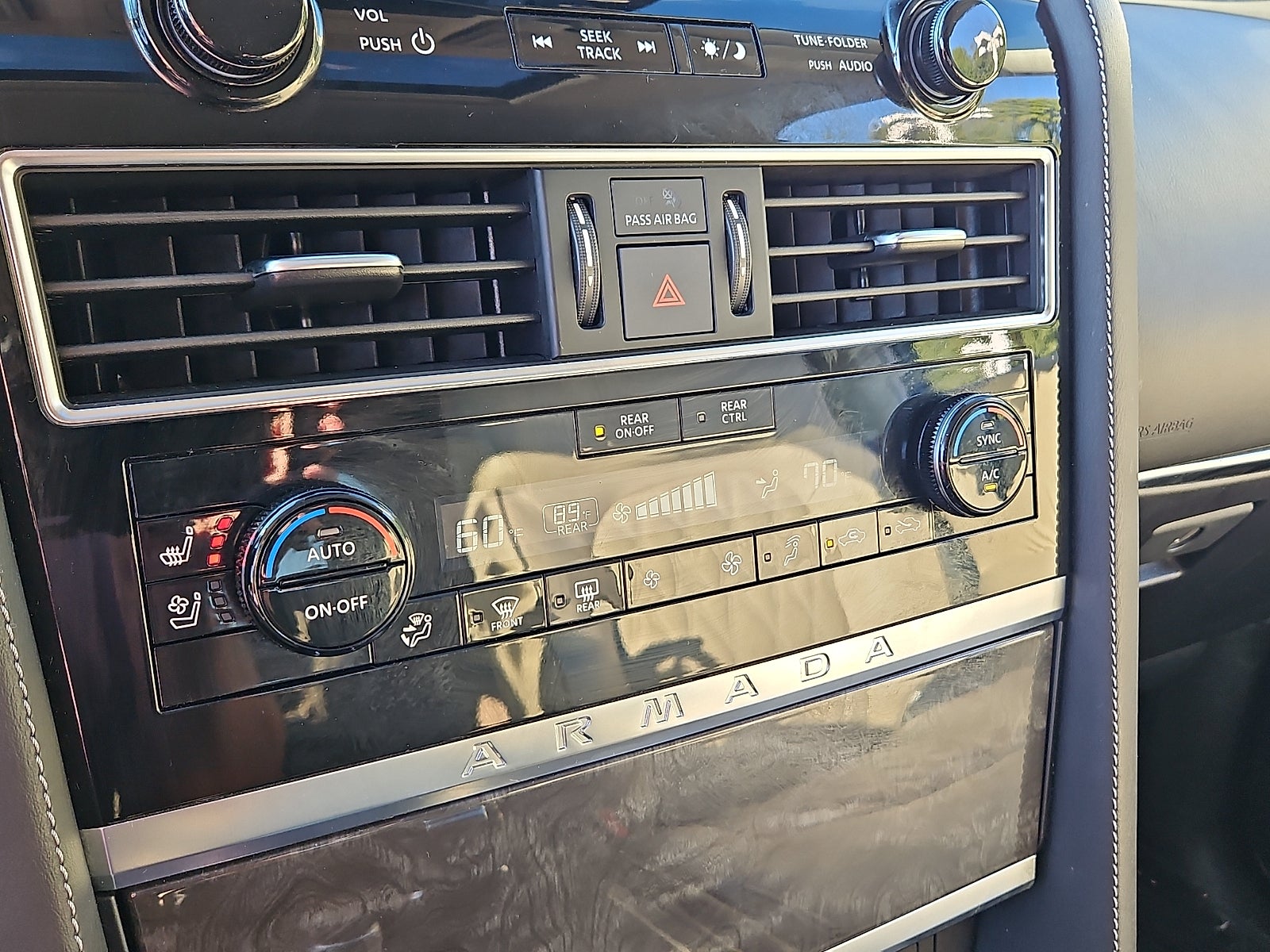 2024 Nissan Armada Platinum