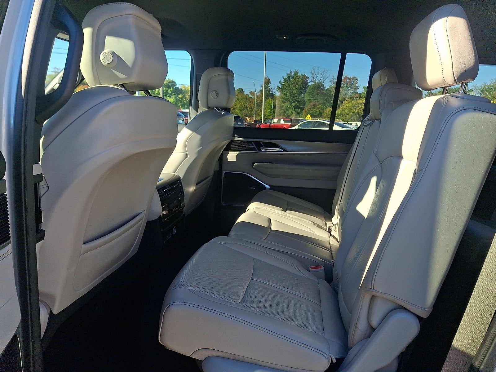 2025 Jeep Wagoneer Series II