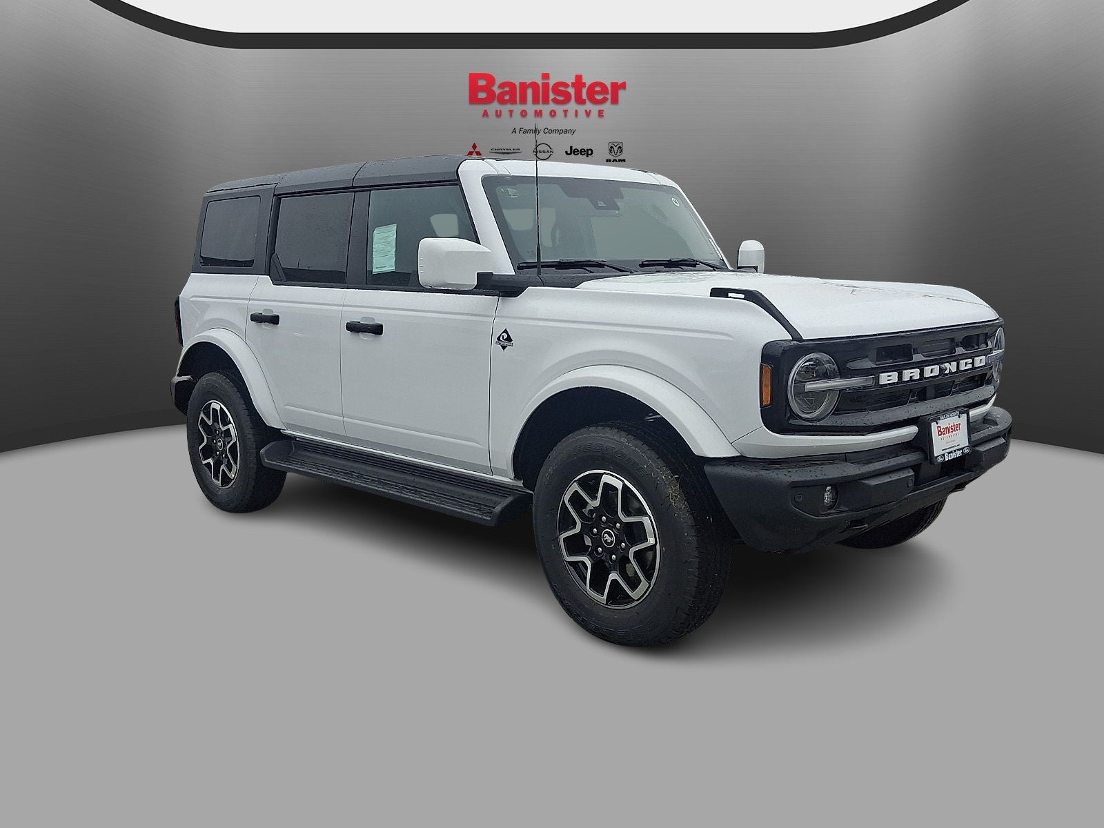 2026 Ford Bronco Outer Banks
