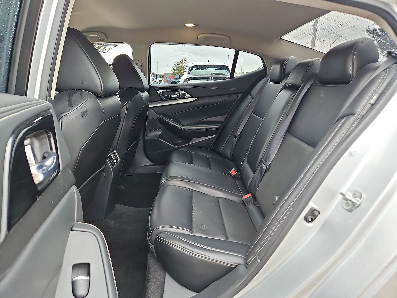 2022 Nissan Maxima SV