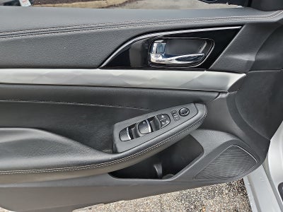 2022 Nissan Maxima SV