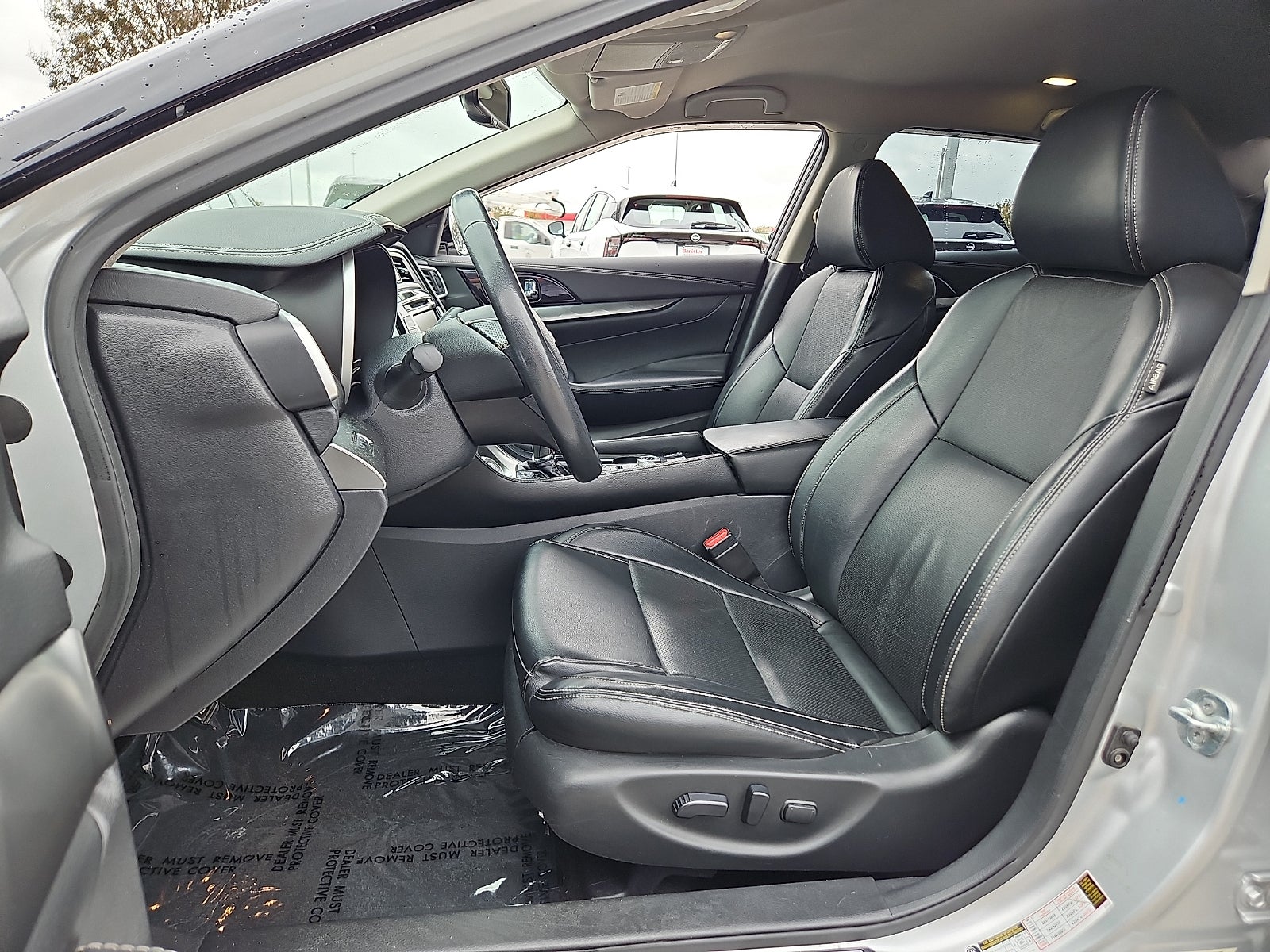 2022 Nissan Maxima SV