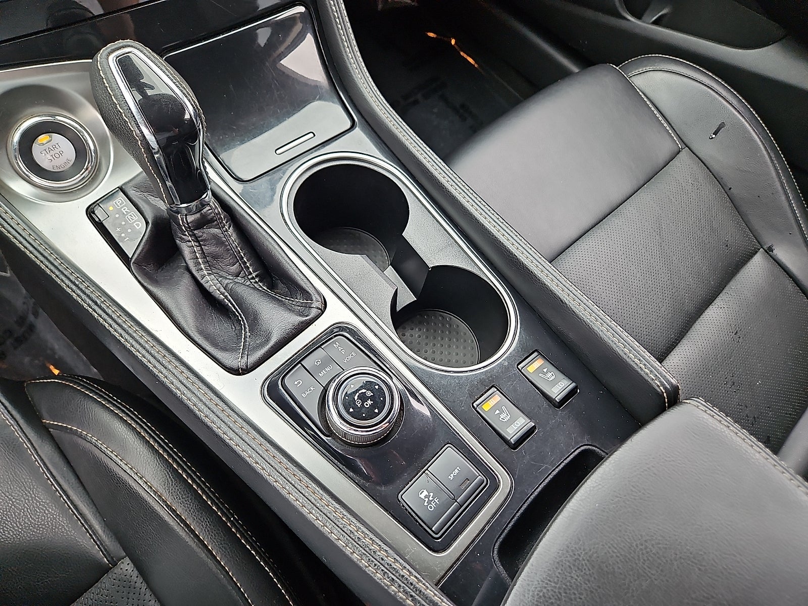 2022 Nissan Maxima SV
