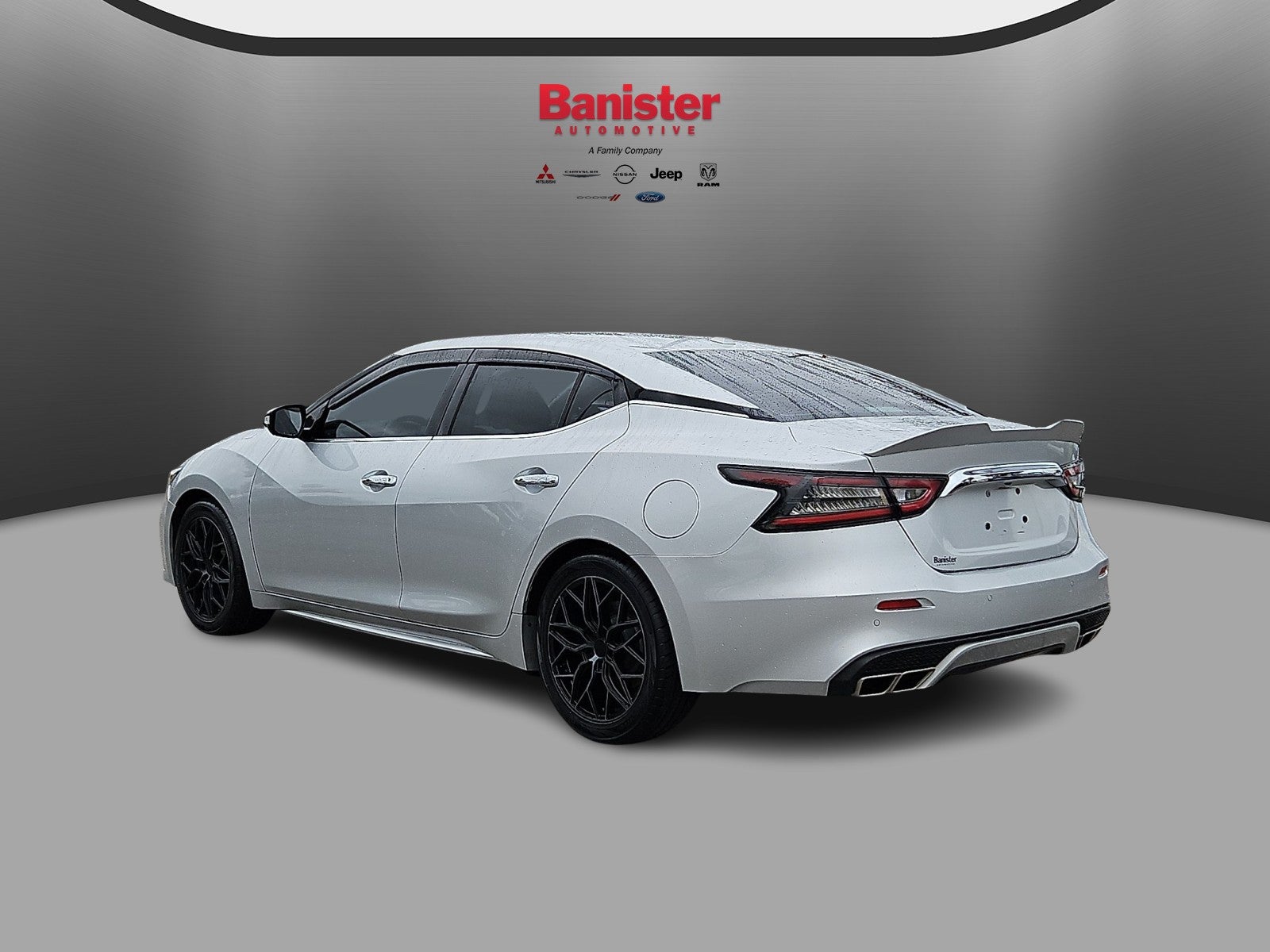 2022 Nissan Maxima SV
