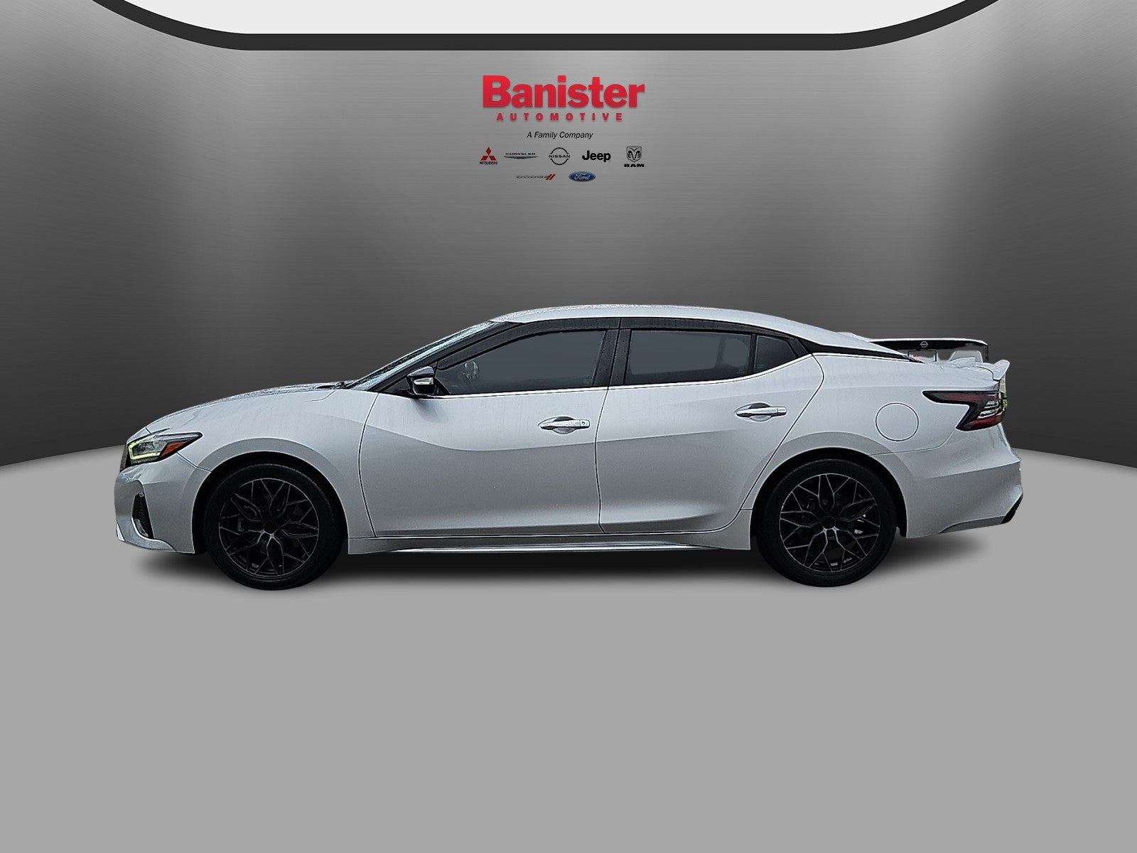 2022 Nissan Maxima SV