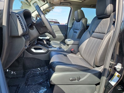 2024 Nissan Frontier SL