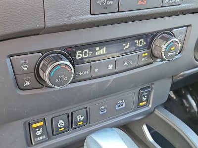 2024 Nissan Frontier SL