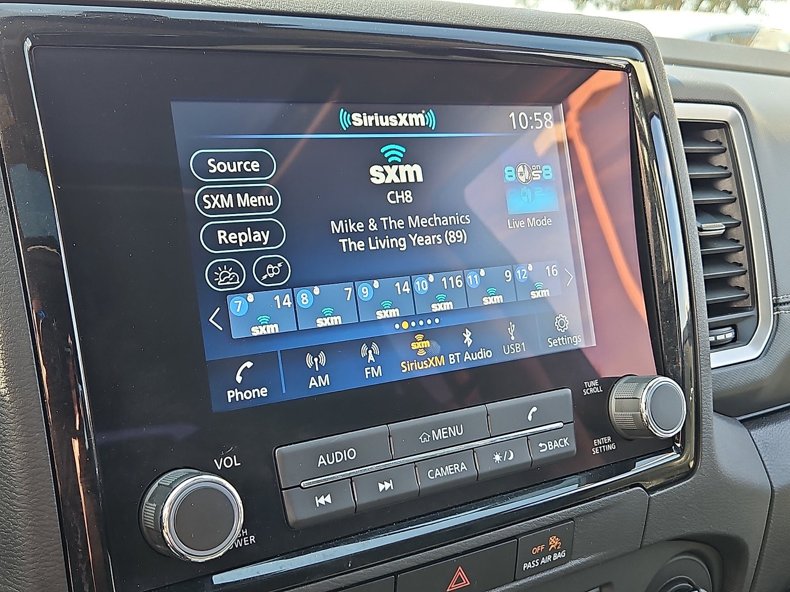 2024 Nissan Frontier SL