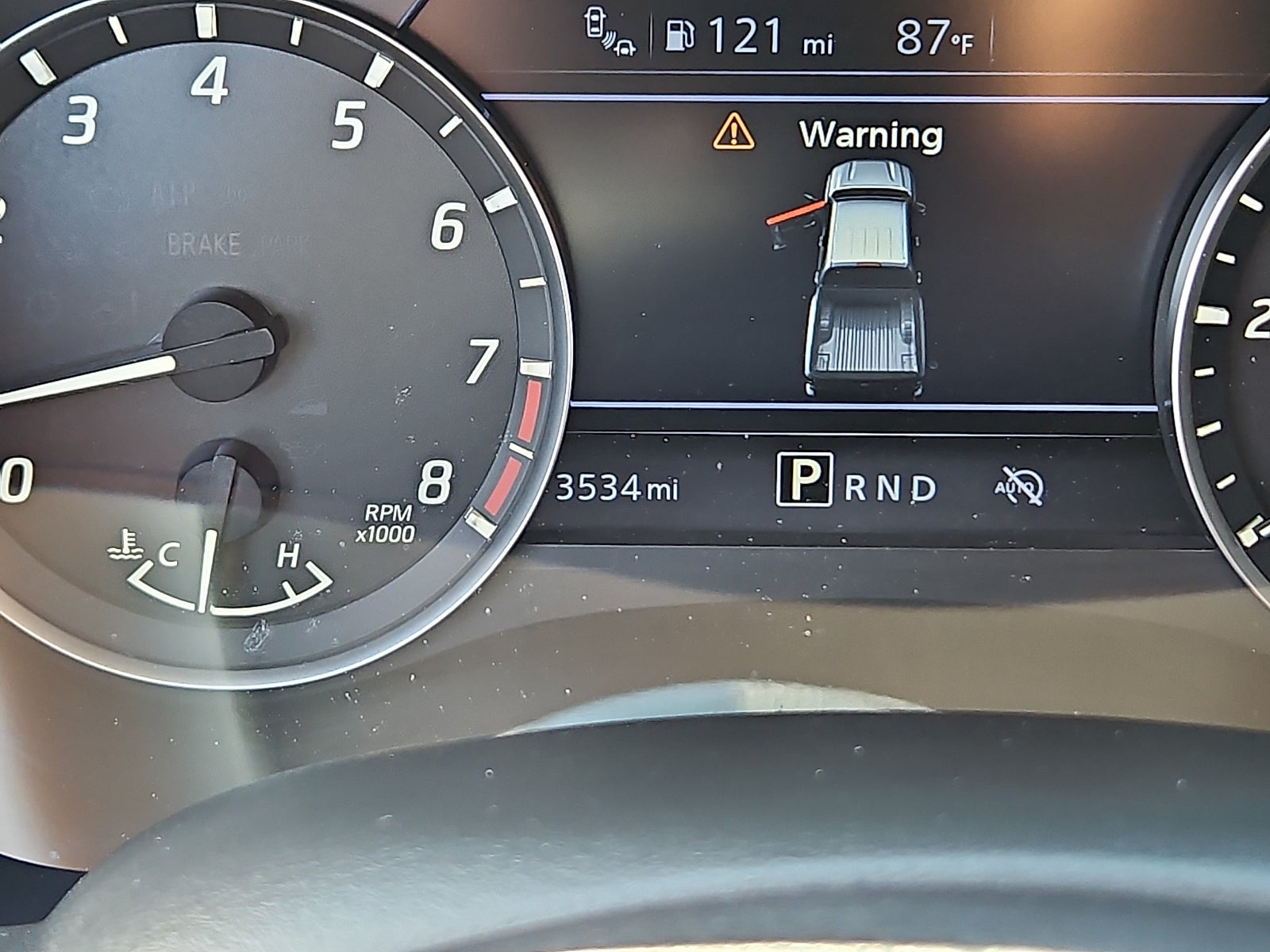 2024 Nissan Frontier SL