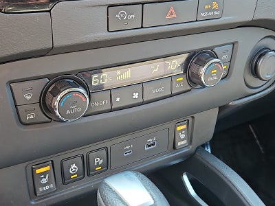 2023 Nissan Frontier SV