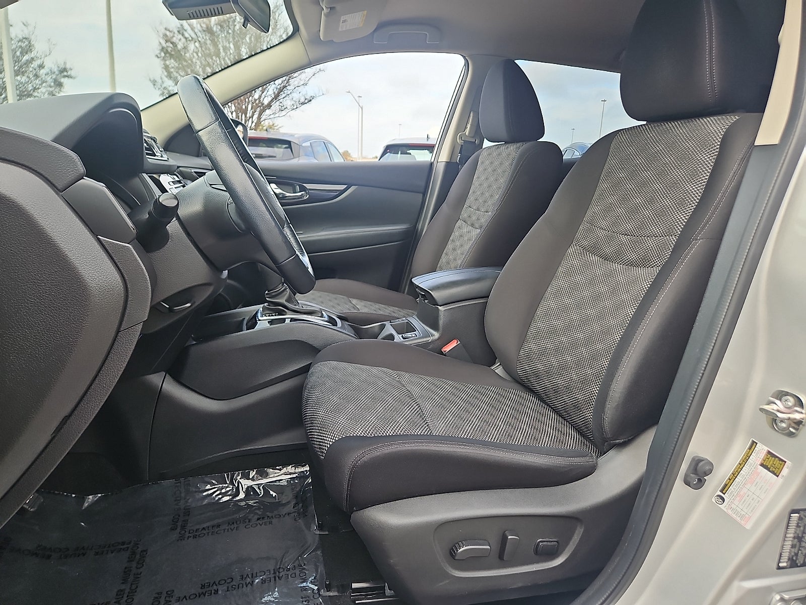 2021 Nissan Rogue Sport SV