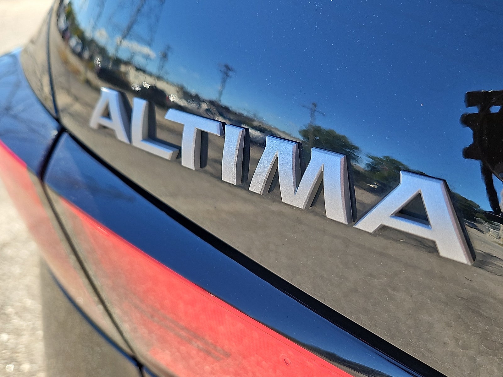 2024 Nissan Altima SV FWD