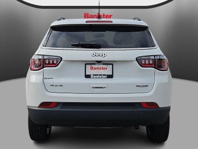2022 Jeep Compass Latitude Lux 4x4