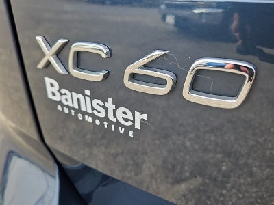 2022 Volvo XC60 B5 Momentum