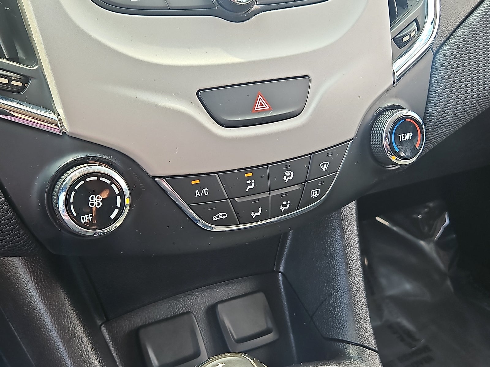 2018 Chevrolet Cruze LS