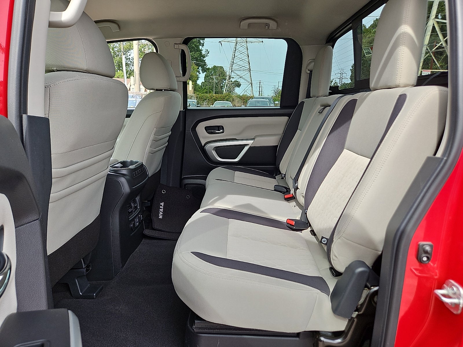 2021 Nissan Titan SV