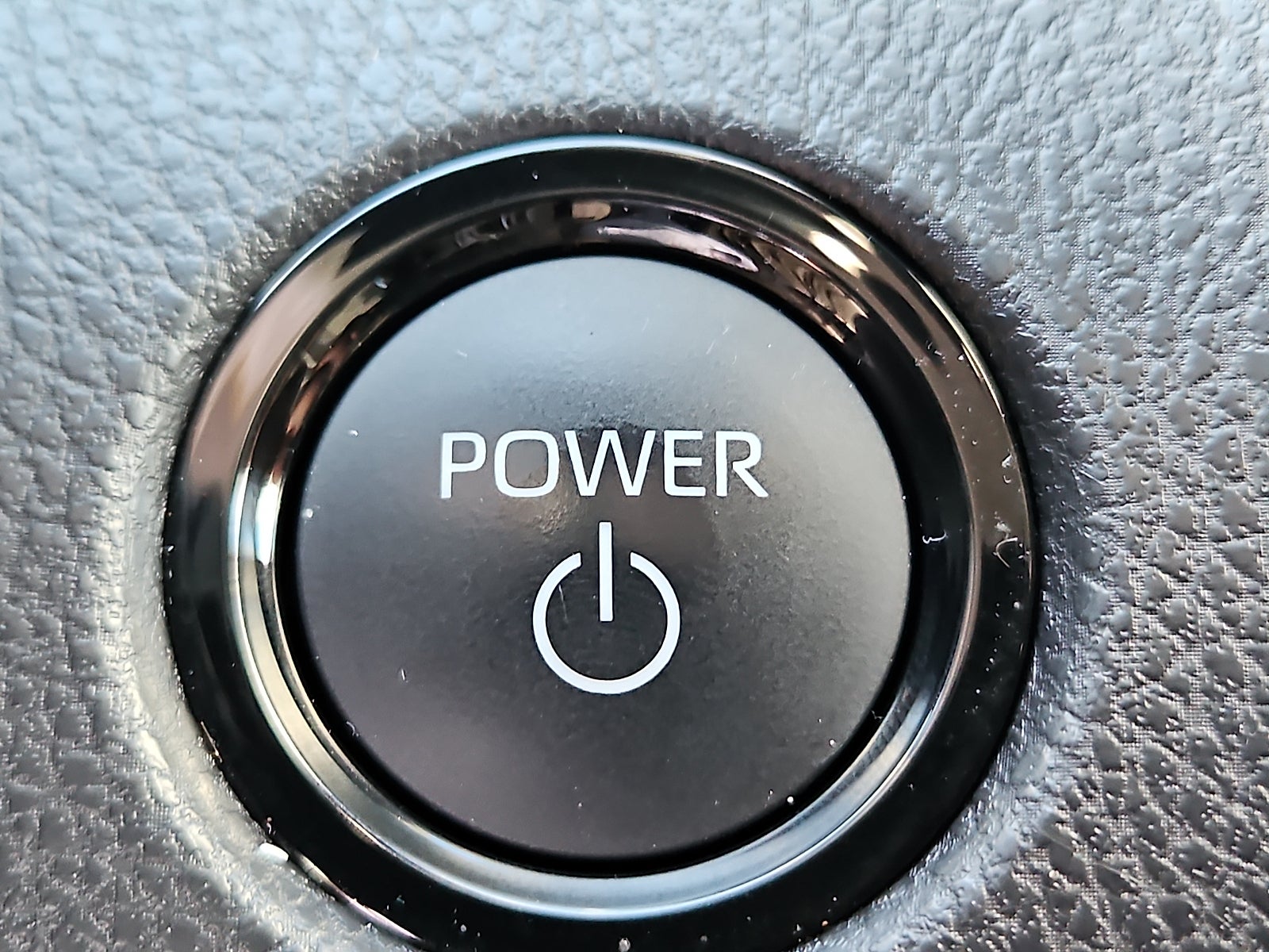 2025 Toyota Camry Hybrid LE