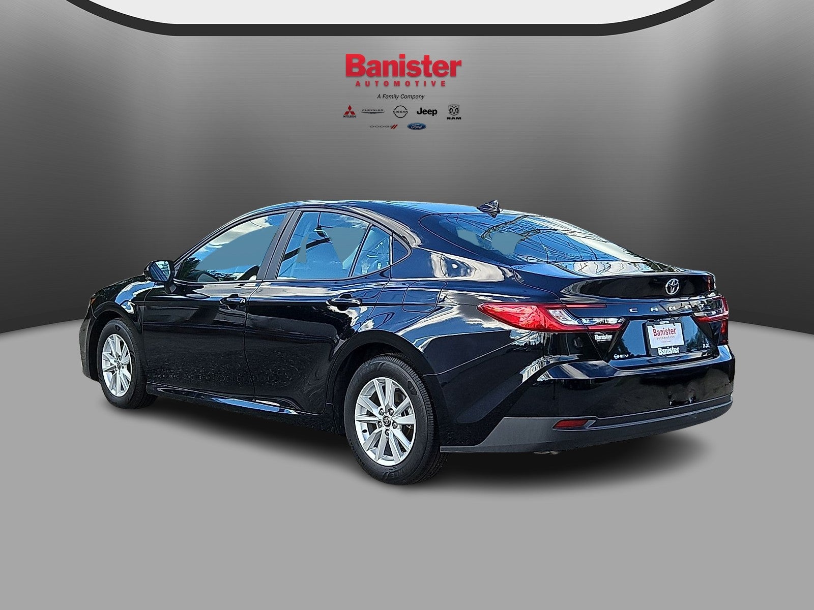 2025 Toyota Camry Hybrid LE