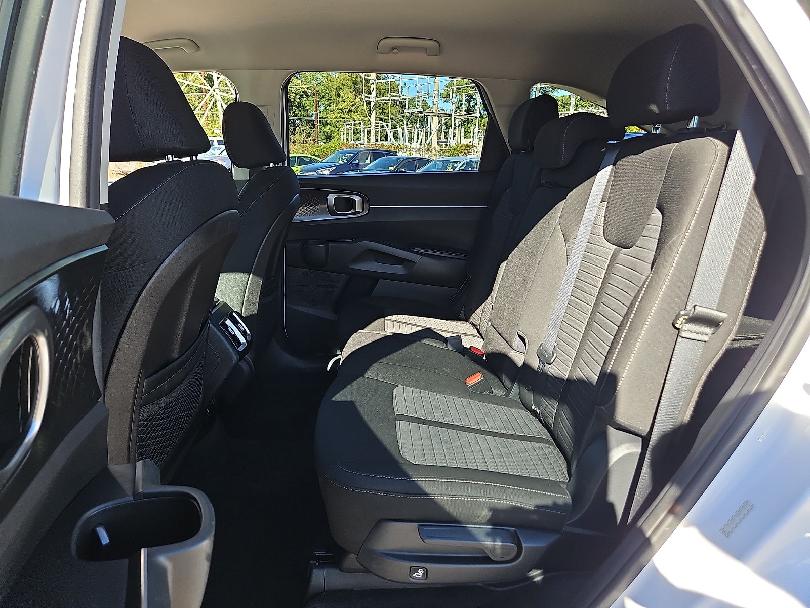 2022 Kia Sorento LX