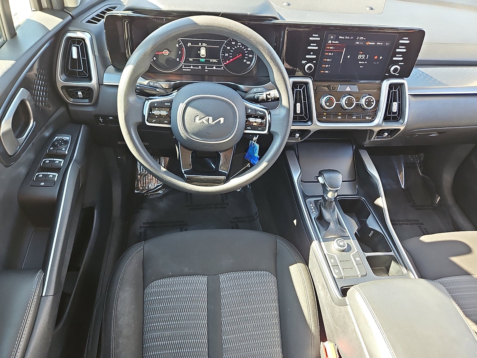 2022 Kia Sorento LX
