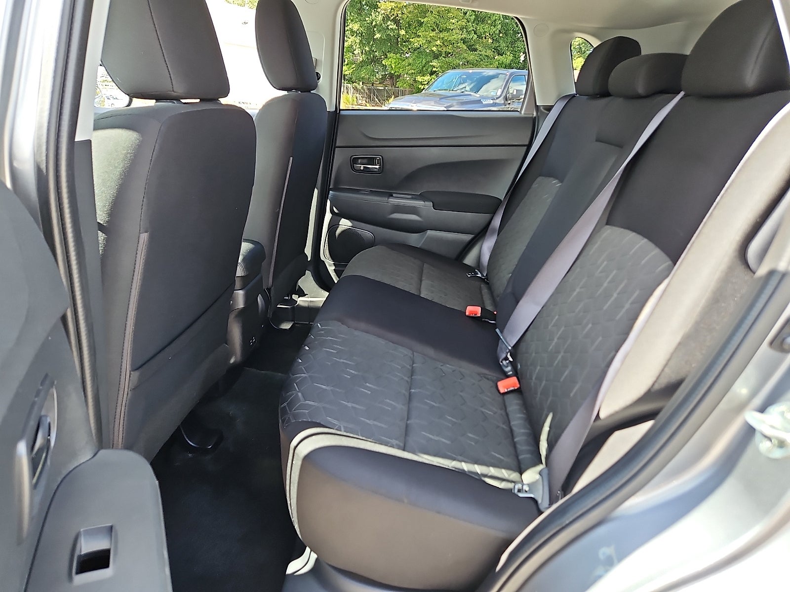 2024 Mitsubishi Outlander Sport LE