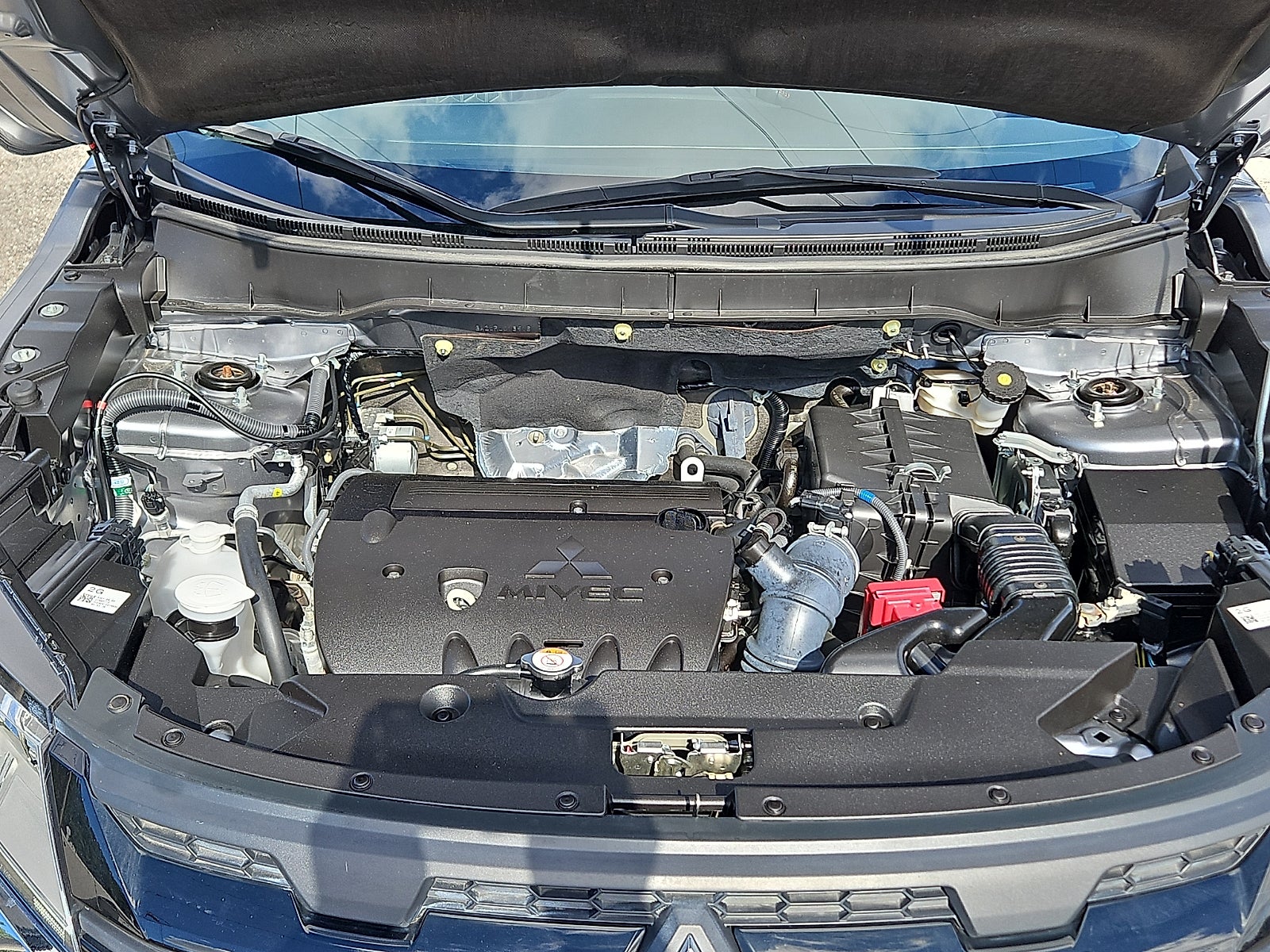 2024 Mitsubishi Outlander Sport LE