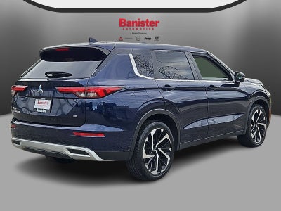 2022 Mitsubishi Outlander SE
