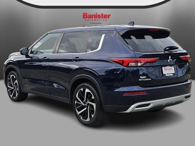 2022 Mitsubishi Outlander SE