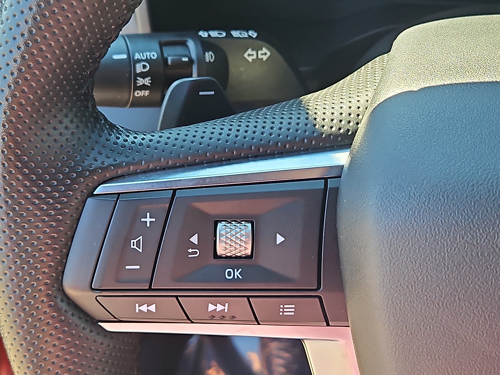 2024 Mitsubishi Outlander SE Black Edition w/Pano Roof